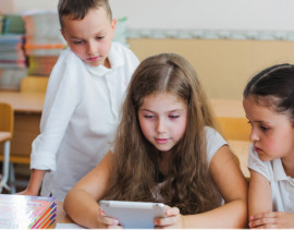Sancionada lei que restringe uso de celulares nas escolas